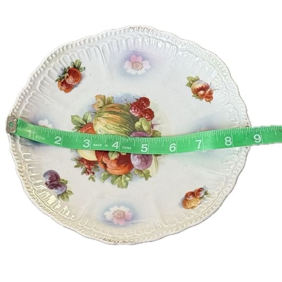 Vintage Soh Bavaria Porcelain
Decorative Plate with Fruit Motif - Picture 4 of 7